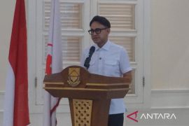 Wabup Cianjur mengajak masyarakat rutin donor darah bantu sesama