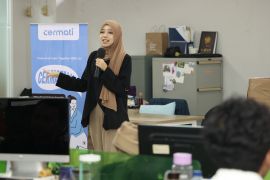 Cermati Invest dukung kemandirian finansial lewat edukasi keuangan
