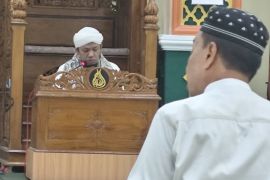 Ustadz Walad : Puasa Ramadhan untuk peningkatan kualitas diri