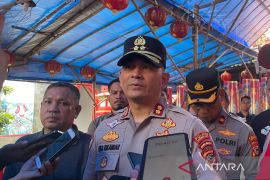 Polres Cirebon Kota sebarkan personel mengamankan malam perayaan Imlek 2026