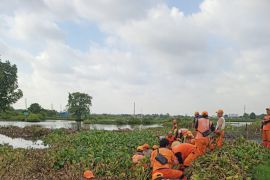 Sudin SDA Jakut&nbsp;&nbsp;keruk 15 waduk dan kali&nbsp;&nbsp;optimalkan daya tampung