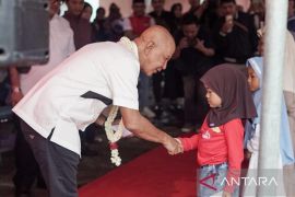 Anggota DPR bantu pengeboran sumur di desa terdampak kekeringan