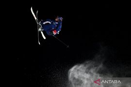 China cetak sejarah, rebut perunggu perdana speed skating di Milan-Cortina 2026