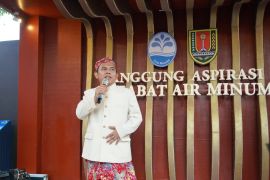 PDAM Semarang luncurkan "Sahabat Air Minum"