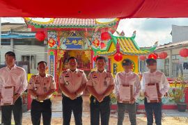 Lapas Singkawang serahkan remisi khusus Imlek kepada tiga warga binaan