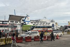 Aktivitas di Pelabuhan Bakauheni ramai lancar pada libur Imlek