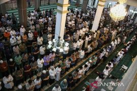 Shalat tarawih warga Muhammdiyah di Palangka Raya