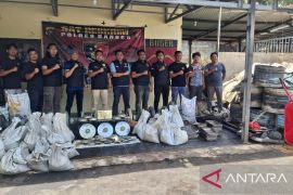 Polres Bangka amankan balok timah ilegal seberat 1.240 kilogram