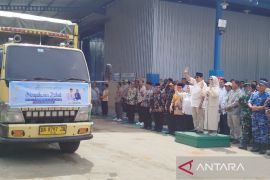 Bupati Kobar berharap penyaluran zakat Abdul Rasyid bermanfaat besar bagi masyarakat