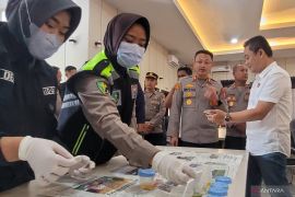 Kapolres Situbondo instruksikan Kasi Propam tes urine personel