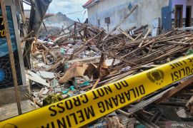 Ledakan petasan di Situbondo hancurkan rumah, satu orang tewas dan enam luka-luka