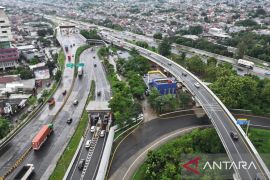 73.628 kendaraan lintasi Jalan Layang MBZ pada libur Imlek 2026