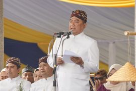 Bupati menggelorakan ruh Sunda di Hari Jadi Garut