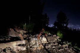 Longsor menimbun jalan, Lut Tawar Aceh Tengah terisolir