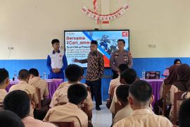 Asmo Sulsel dan Polres Gowa Edukasi Safety Riding di SMPN 5 Gowa