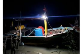 Penerangan Berbasis PLTS Hadir, Nelayan Cilamaya Kini Melaut dengan Lebih Aman dan Produktif