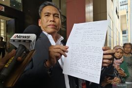 Eks Kapolres Bima Kota AKBP Didik klaim tak perintahkan Malaungi kerja sama dengan Erwin