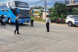 Pemkab Batang perketat operasional truk sumbu tiga