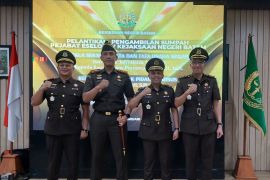 Kejari Batam lantik 3 pejabat baru perkuat penegakan hukum