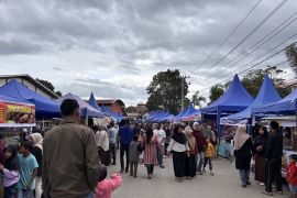 Bazar takjil di Takengon dipenuhi warga penyintas bencana