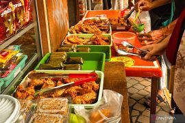 Konsumsi gorengan saat berbuka puasa berdampak negatif pada organ tubuh