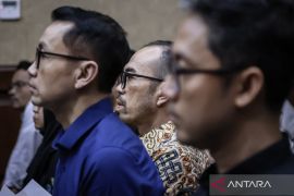 Sidang putusan sembilan terdakwa kasus minyak mentah digelar Kamis
