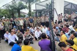 Gubernur Andra Soni tekankan pembenahan dan transparansi setahun menjabat