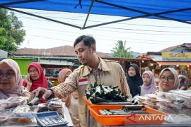 BBPOM Gorontalo uji sampel takjil pastikan keamanan pangan