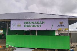 Masjid darurat dari BAZNAS sudah dimanfaatkan warga beribadah Ramadhan di lokasi bencana Sumatera