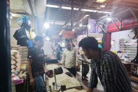 Satgas pangan di Lebak lakukan kontrol harga beras di tingkat pengecer