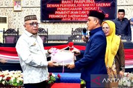 Pemkab Gorontalo serahkan rancangan perampingan SOTK ke DPRD