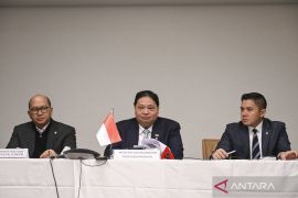 Kemarin, tarif 0 persen produk tekstil hingga manipulasi harga saham