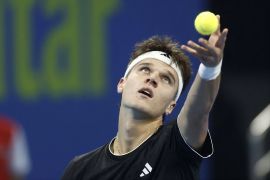 Mensik kalahkan Sinner di Doha untuk catat kemenangan terbesarnya