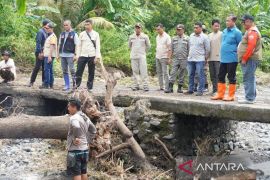 Banjir berulang di Obel-Obel, Gubernur NTB perintahkan solusi permanen