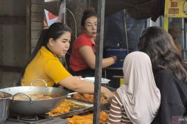 Pemkot Cimahi mengawasi operasional rumah makan saat Ramadhan 1447 H