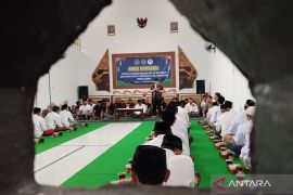 Komunitas motor gelar buka bersama Napi Rutan Kudus