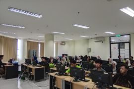 Prodi Perbankan Syariah dan Bisnis Digital FEBI UIN Walisongo Semarang ikuti uji kompetensi internasional