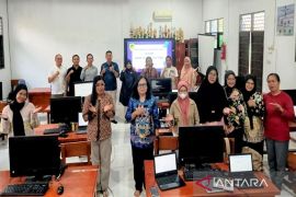 Pemkab Barut perkuat digitalisasi  SMPN 1 menuju kandidat Sekolah Rujukan Google