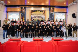 Gubernur Ahmad Luthfi minta KONI Jateng lindungi atlet