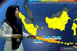 BMKG prakirakan potensi hujan lebat guyur wilayah Jatim pada Minggu