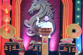 Wali Kota Fadly Amran buka bazar HBT-WHBT 2026, perkuat ekonomi dan kebersamaan di Padang