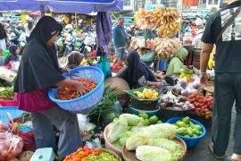 Harga cabai di Mataram tembus Rp170 ribu, Warga diminta tak panic buying