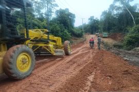 Satgas TMMD Bangka Selatan percepat pengerjaan infrastruktur