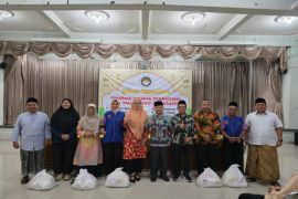 Dharma Wanita Persatuan UIN Walisongo gelar Gebyar Ramadan 1447 H, salurkan ratusan paket sembako