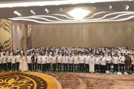 OJK dan Baznas perkuat literasi keuangan seribu anak yatim di Malang