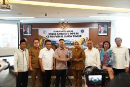 Komisi V dorong percepatan pembangunan sektor perhubungan di Sidoarjo