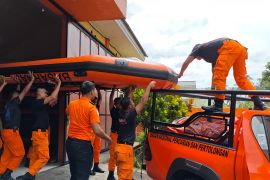 SAR Ternate lakukan pencarian warga hilang saat memanah ikan