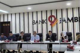 Investigasi penyebab gangguan, Bank Jambi lakukan audit forensik hingga gandeng BI dan OJK