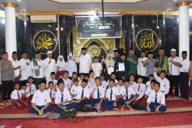 Dibuka Wako Fadly Amran, 1.100 masjid serentak mulai Pesantren Ramadhan di Padang