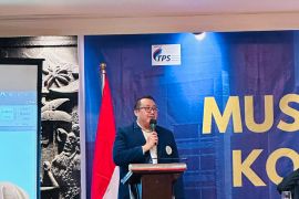 Rizky Supriadi nahkodai IKAFE FEB UNAIR 2026-2030